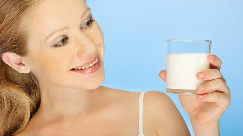 Có bầu nên uống sữa gì mà có hương vị mẹ yêu thích