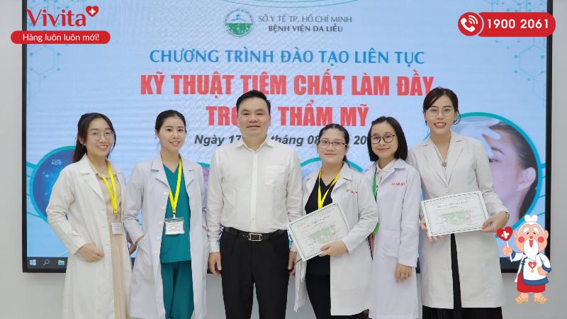 Bệnh viện Da liễu TP.HCM thường xuyên tổ chức các chương trình đào tạo liên tục cho cán bộ y tế