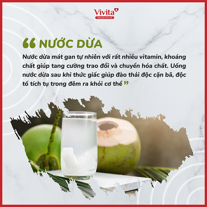 Nước dừa là loại nước uống thải độc đẹp da được nhiều chị em ưa chuộng