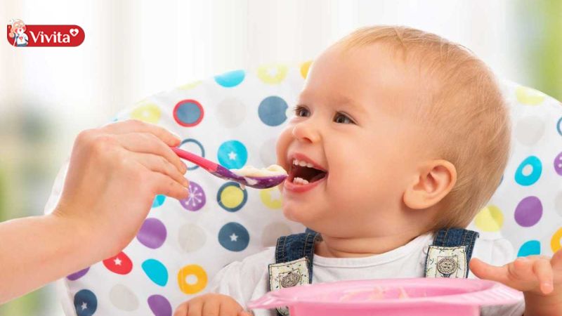 thực đơn ăn dặm cho trẻ 6 tháng